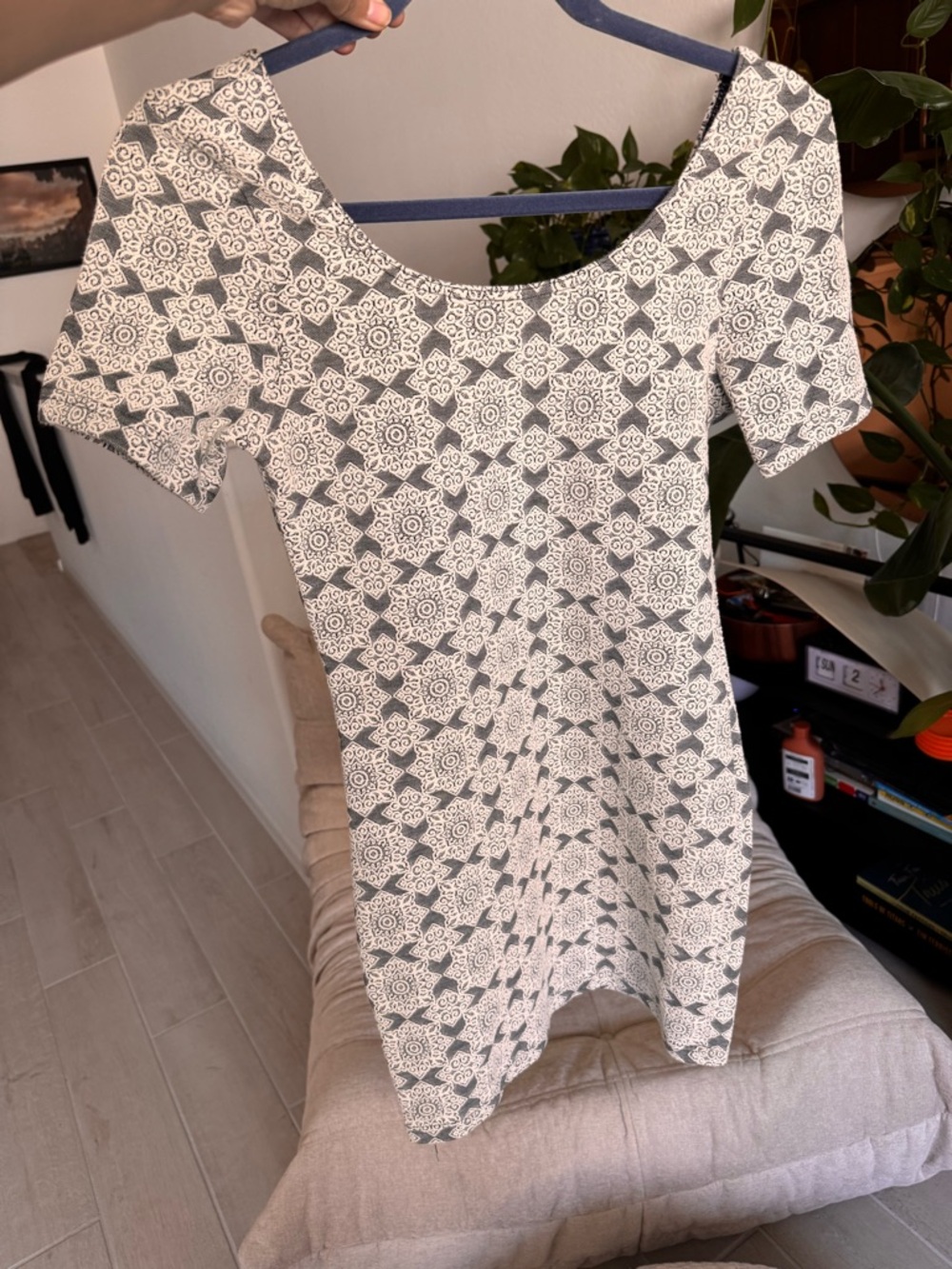 Topshop White & Gray Geometric Mini Dress